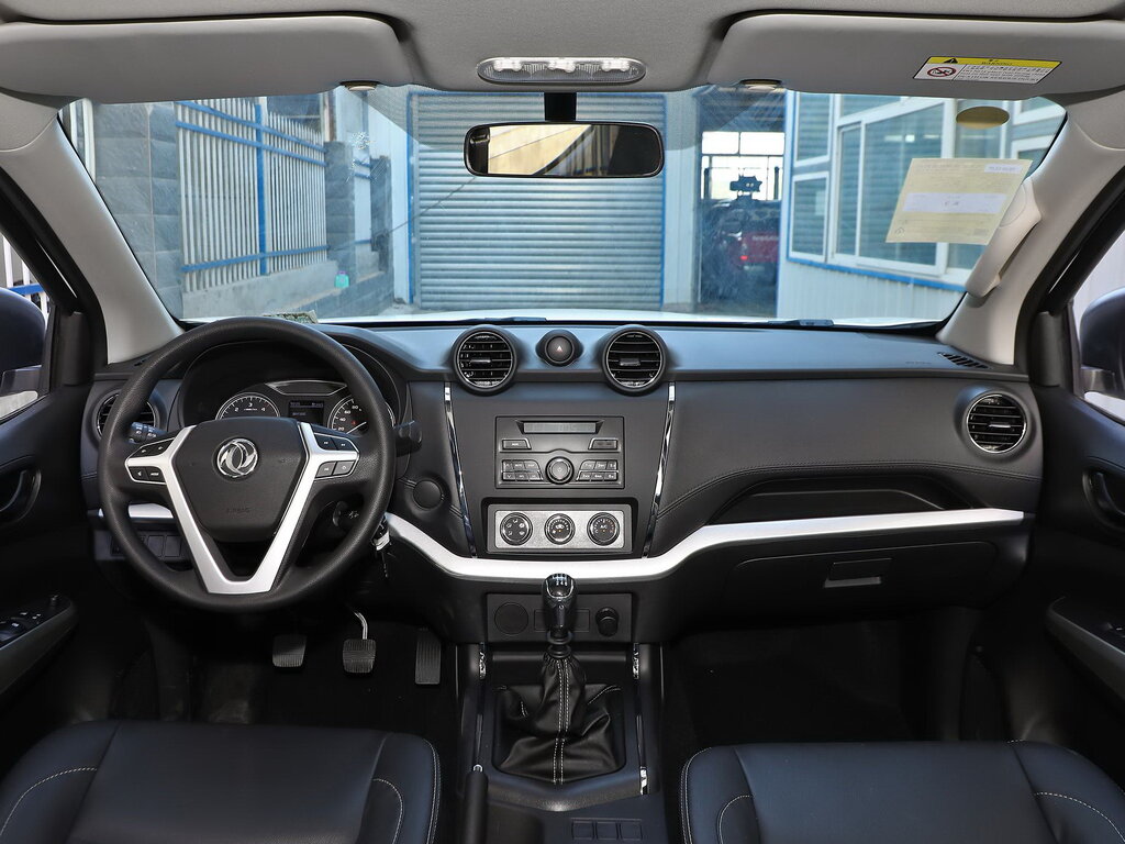 Dongfeng DF6 интерьер