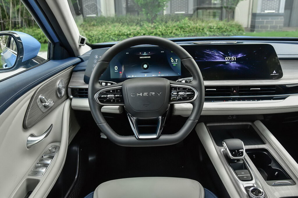 Chery Arrizo 8 Интерьер